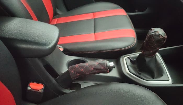 2015 Hyundai Creta SX PLUS 1.6 PETROL, Petrol, Manual, 43,385 km, Gear Lever
