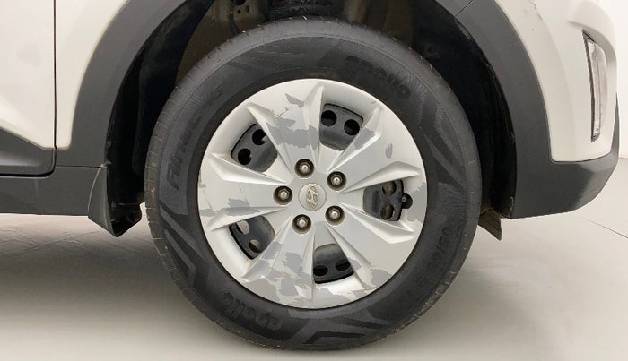 2017 Hyundai Creta E PLUS 1.6 PETROL, Petrol, Manual, 71,922 km, Right Front Wheel