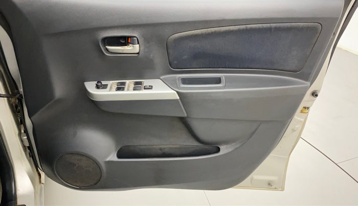 2010 Maruti Wagon R 1.0 VXI, Petrol, Manual, 59,180 km, Driver Side Door Panels Control