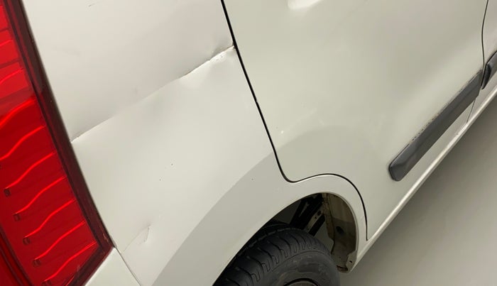2010 Maruti Wagon R 1.0 VXI, Petrol, Manual, 59,180 km, Right quarter panel - Minor scratches