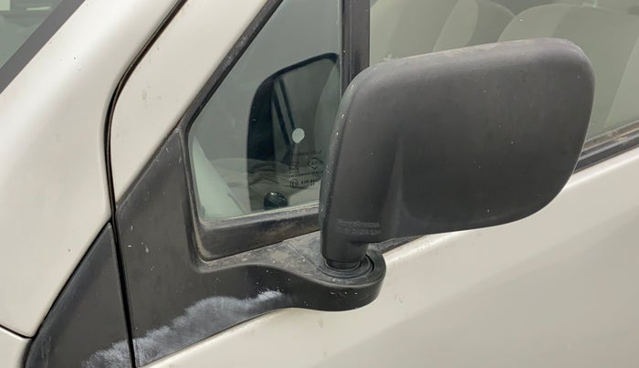 2010 Maruti Wagon R 1.0 VXI, Petrol, Manual, 59,180 km, Left rear-view mirror - ORVM switch has minor damage
