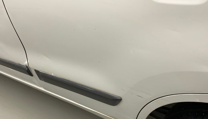 2010 Maruti Wagon R 1.0 VXI, Petrol, Manual, 59,180 km, Rear left door - Slightly dented