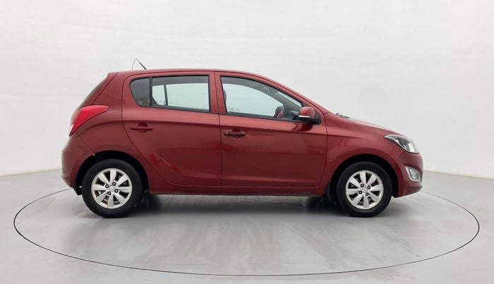 2013 Hyundai i20 SPORTZ 1.4 CRDI, Diesel, Manual, 1,22,625 km, Right Side View