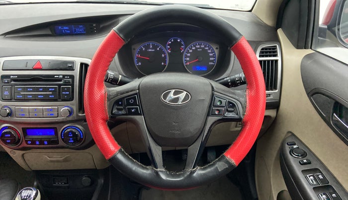 2013 Hyundai i20 SPORTZ 1.4 CRDI, Diesel, Manual, 1,22,625 km, Steering Wheel Close Up