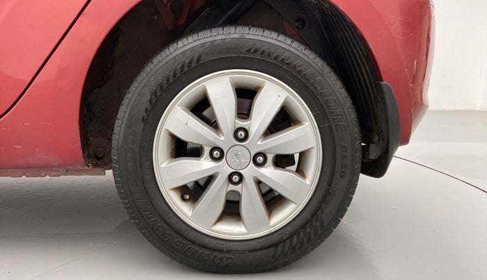 2013 Hyundai i20 SPORTZ 1.4 CRDI, Diesel, Manual, 1,22,625 km, Left Rear Wheel