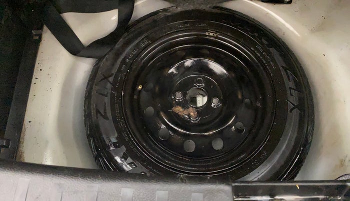 2015 Maruti Swift VXI, Petrol, Manual, 1,48,537 km, Spare Tyre