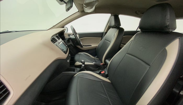 2016 Hyundai Elite i20 ASTA 1.2 (O), Petrol, Manual, 91,660 km, Right Side Front Door Cabin