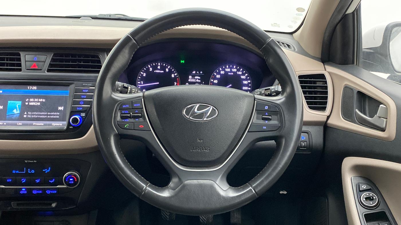 2016 Hyundai Elite i20 ASTA 1.2 (O), Petrol, Manual, 91,660 km, Steering Wheel Close Up