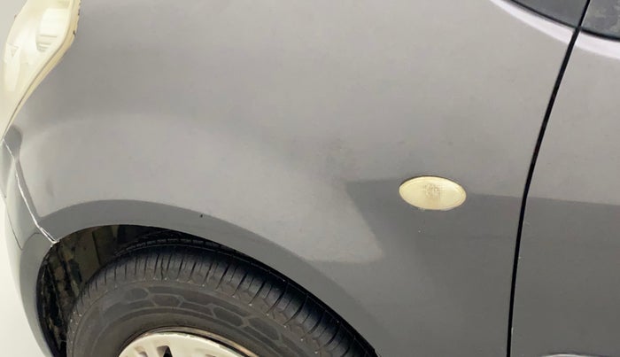 2014 Maruti Ritz VXI, CNG, Manual, 54,463 km, Left fender - Minor scratches