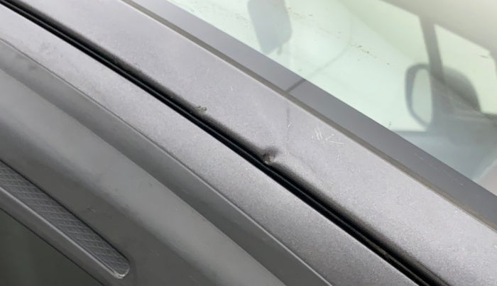 2014 Maruti Ritz VXI, CNG, Manual, 54,463 km, Right A pillar - Slightly dented