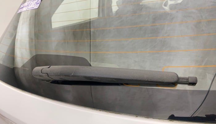 2016 Ford New Figo TITANIUM 1.2 PETROL MT, Petrol, Manual, 56,758 km, Rear Wiper