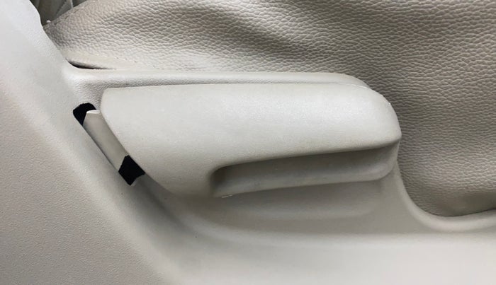 2017 Maruti Ertiga VXI AT, Petrol, Automatic, 15,474 km, Driver Side Adjustment Panel