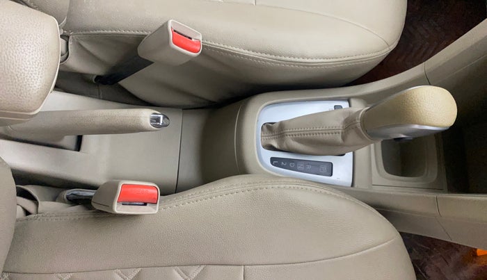 2017 Maruti Ertiga VXI AT, Petrol, Automatic, 15,474 km, Gear Lever