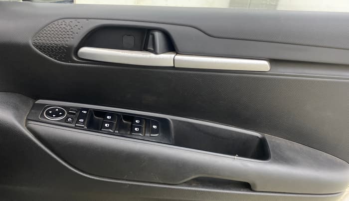 2021 KIA SONET HTK PLUS 1.0 IMT, Petrol, Manual, 62,737 km, Driver Side Door Panels Control