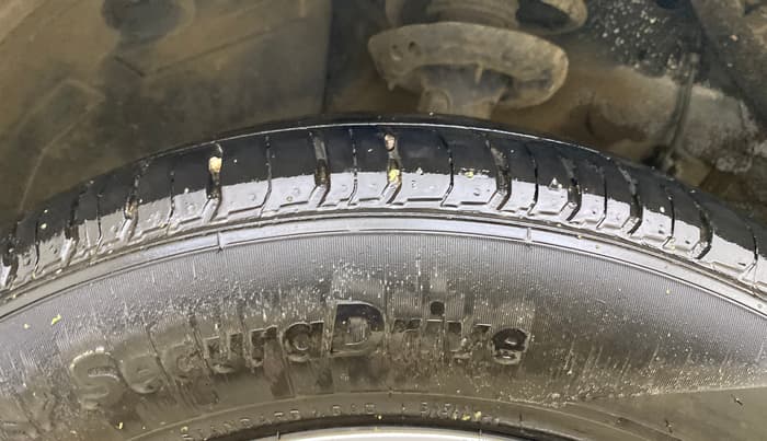2021 KIA SONET HTK PLUS 1.0 IMT, Petrol, Manual, 62,737 km, Left Front Tyre Tread