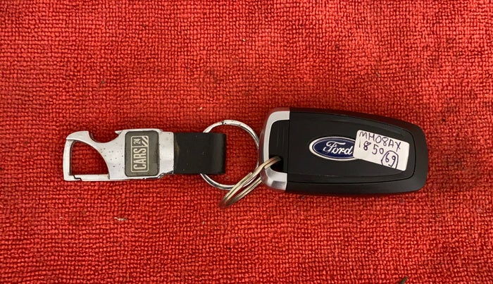 2020 Ford New Figo TITANIUM 1.2 PETROL MT, Petrol, Manual, 10,342 km, Key Close Up