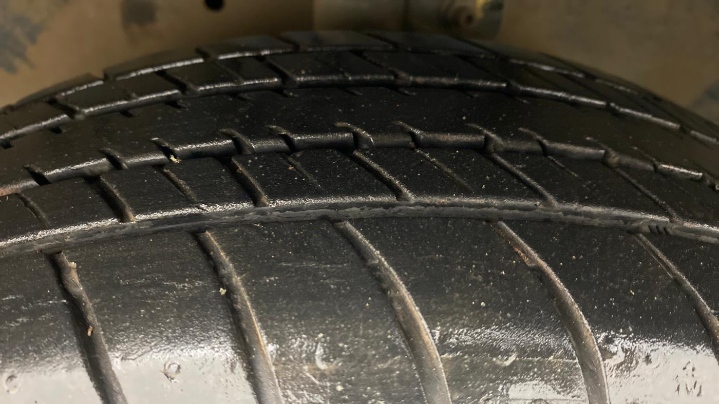 2018 Maruti Celerio X Zxi AMT, Petrol, Automatic, 16,863 km, Left Front Tyre Tread