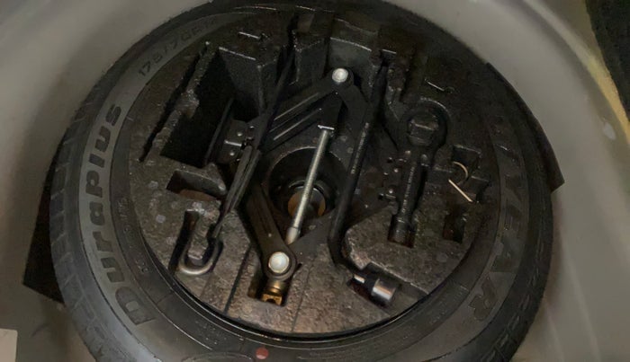 2016 Volkswagen Ameo HIGHLINE1.5L, Diesel, Manual, 93,203 km, Spare Tyre