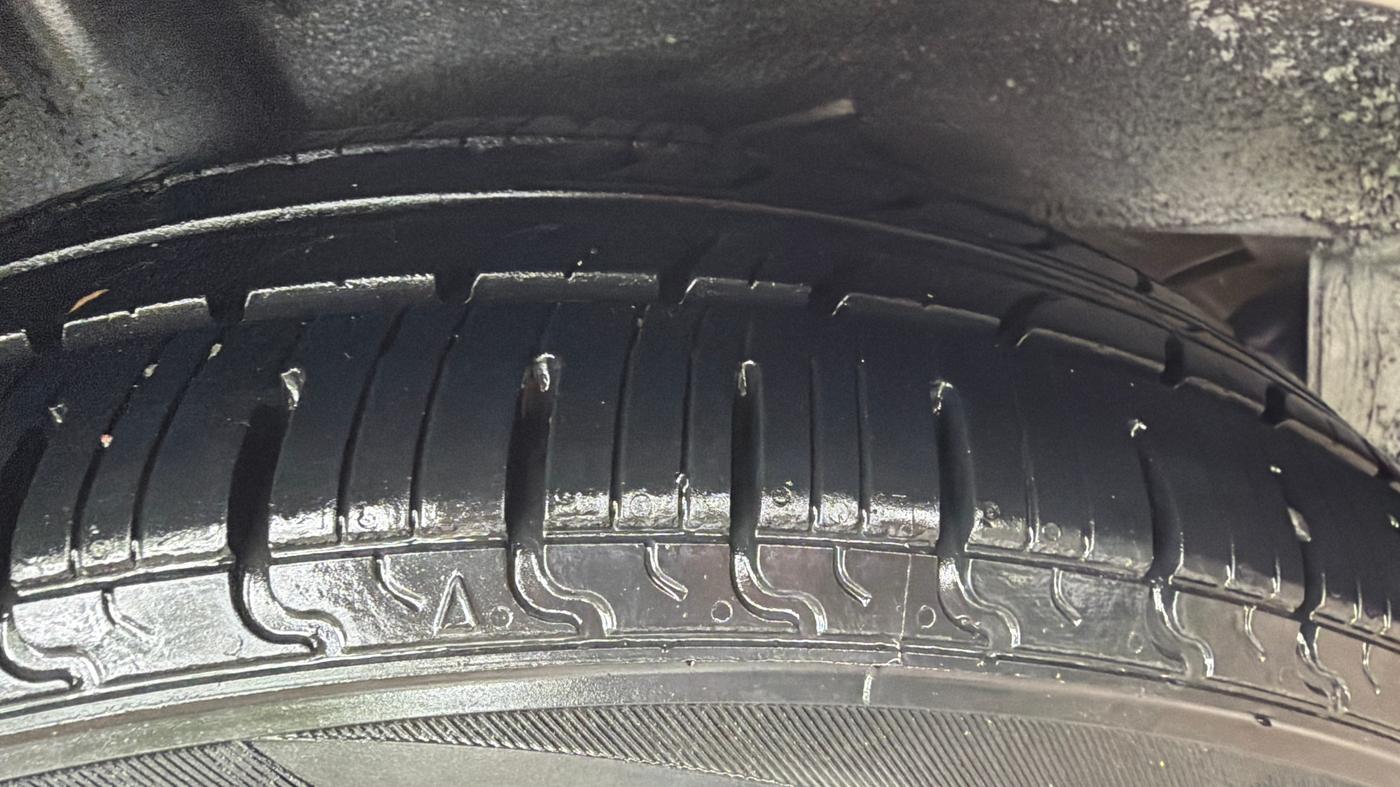 2015 Hyundai Grand i10 SPORTZ 1.2 KAPPA VTVT, Petrol, Manual, 58,650 km, Right Rear Tyre Tread