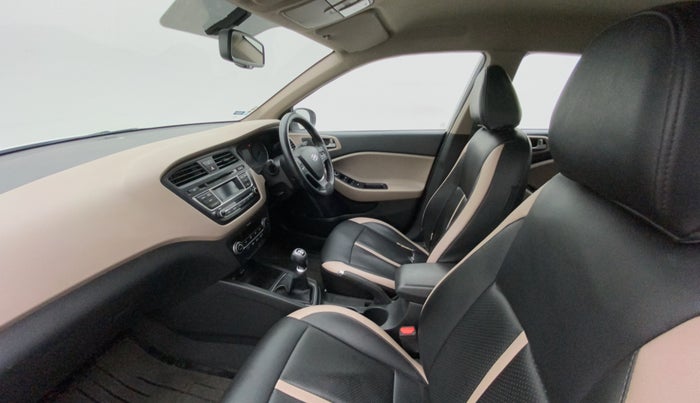 2014 Hyundai Elite i20 SPORTZ 1.2, Petrol, Manual, 44,992 km, Right Side Front Door Cabin