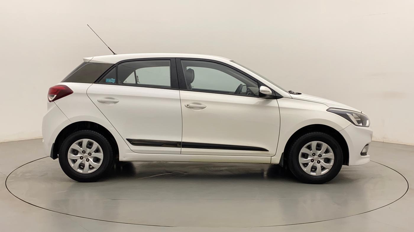 2014 Hyundai Elite i20 SPORTZ 1.2, Petrol, Manual, 44,992 km, Right Side View