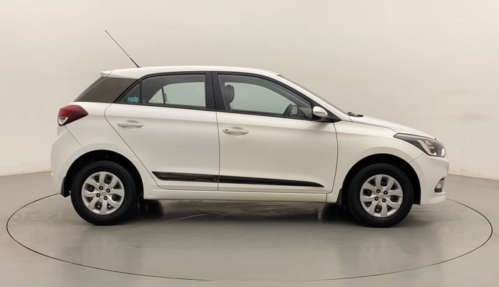 2014 Hyundai Elite i20 SPORTZ 1.2, Petrol, Manual, 44,992 km, Right Side View