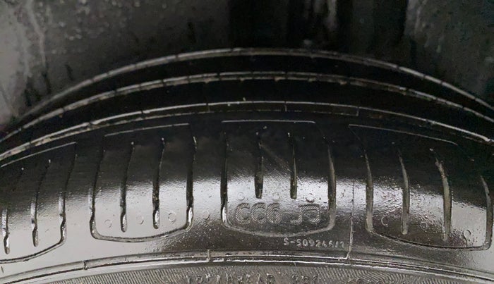 2021 Volkswagen Polo COMFORTLINE 1.0L TSI, Petrol, Manual, 46,522 km, Left Rear Tyre Tread