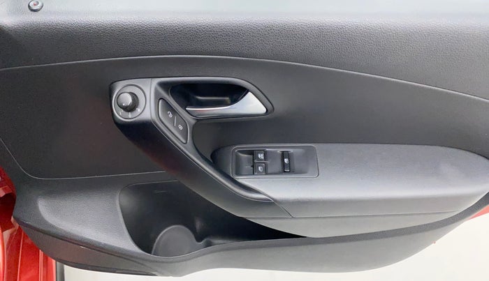 2021 Volkswagen Polo COMFORTLINE 1.0L TSI, Petrol, Manual, 46,522 km, Driver Side Door Panels Control