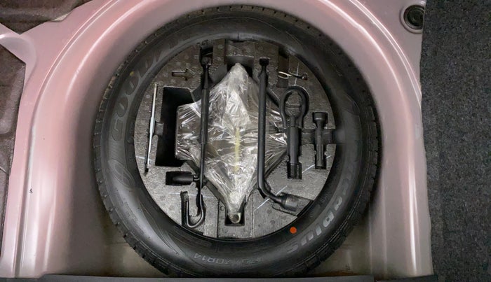 2021 Volkswagen Polo COMFORTLINE 1.0L TSI, Petrol, Manual, 46,522 km, Spare Tyre