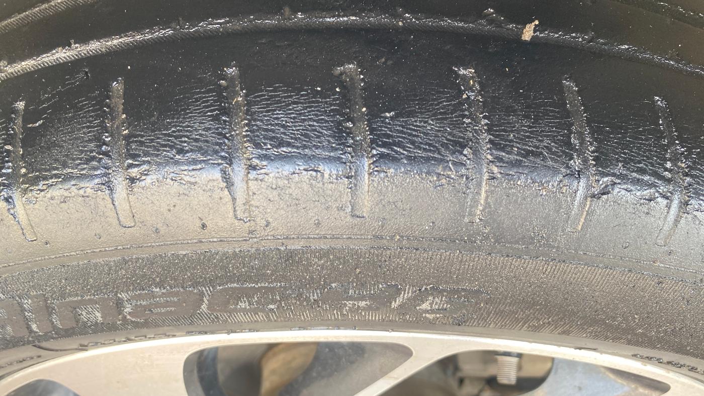 2021 Maruti Baleno ZETA PETROL 1.2, Petrol, Manual, 59,655 km, Right Front Tyre Tread