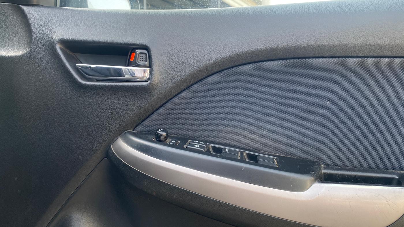 2021 Maruti Baleno ZETA PETROL 1.2, Petrol, Manual, 59,655 km, Driver Side Door Panels Control