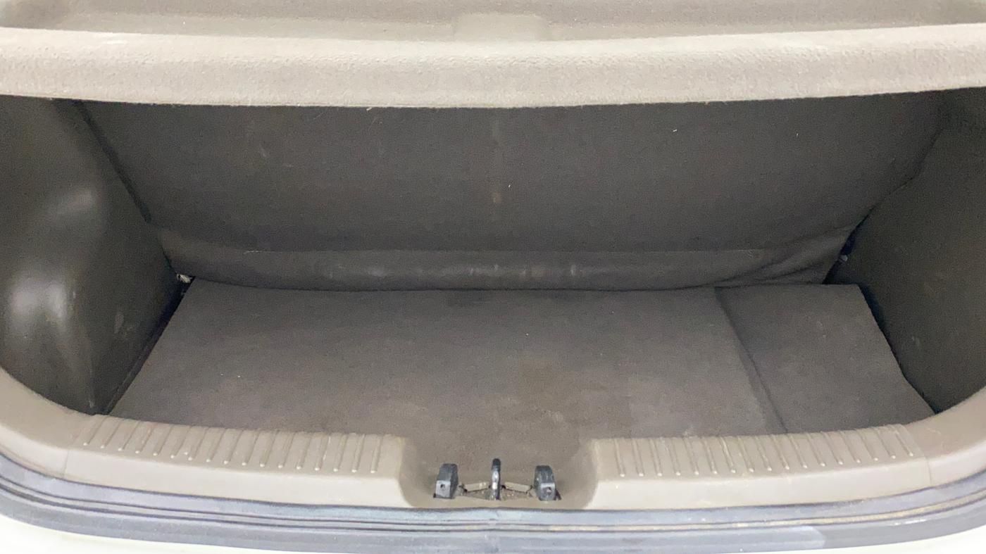 2011 Hyundai i10 MAGNA 1.2 KAPPA2, Petrol, Manual, 72,861 km, Boot Inside