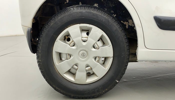 2018 Maruti Wagon R 1.0 LXI CNG OPT, CNG, Manual, 98,065 km, Right Rear Wheel
