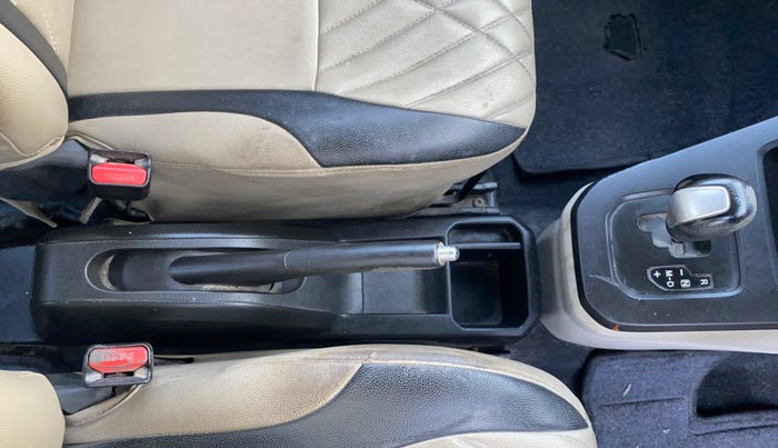 2019 Maruti New Wagon-R ZXI 1.2 AMT, Petrol, Automatic, 85,022 km, Gear Lever
