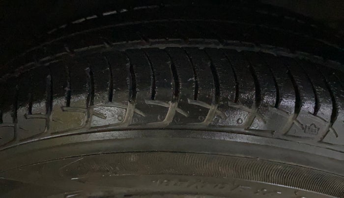 2021 Maruti New Wagon-R VXI 1.0, Petrol, Manual, 17,277 km, Right Front Tyre Tread