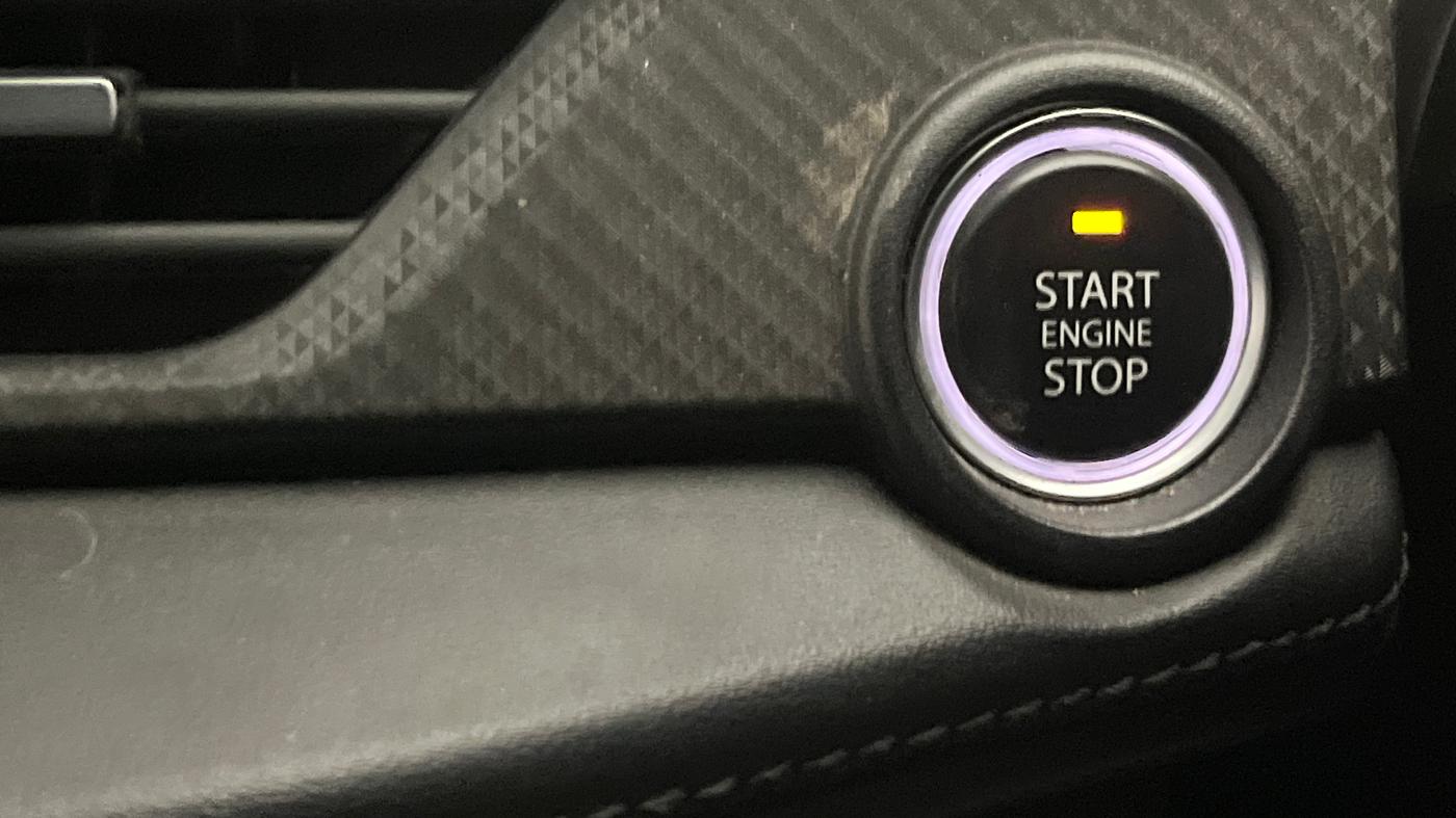 2023 Tata NEXON FEARLESS PURPLE + SUNROOF DUAL TONE 1.2 PETROL, Petrol, Manual, 20,347 km, Keyless Start/ Stop Button