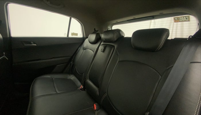 2017 Hyundai Creta SX PLUS AT 1.6 PETROL, Petrol, Automatic, 91,142 km, Right Side Rear Door Cabin
