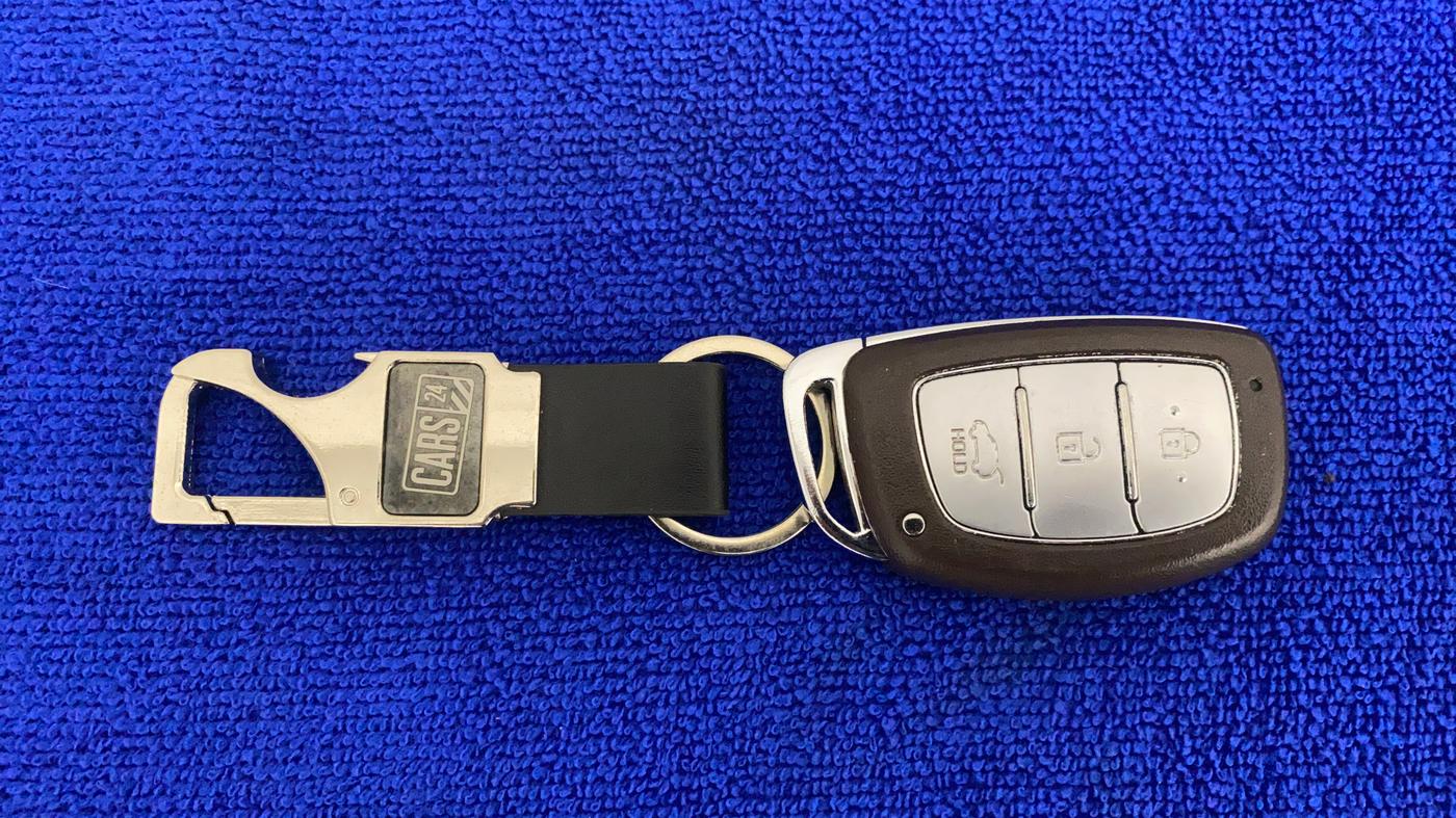 2017 Hyundai Creta SX PLUS AT 1.6 PETROL, Petrol, Automatic, 91,142 km, Key Close Up