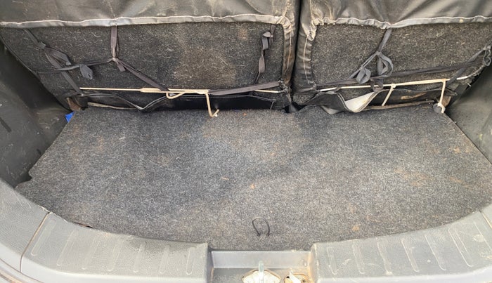 2014 Maruti Wagon R 1.0 LXI, Petrol, Manual, 80,116 km, Boot Inside