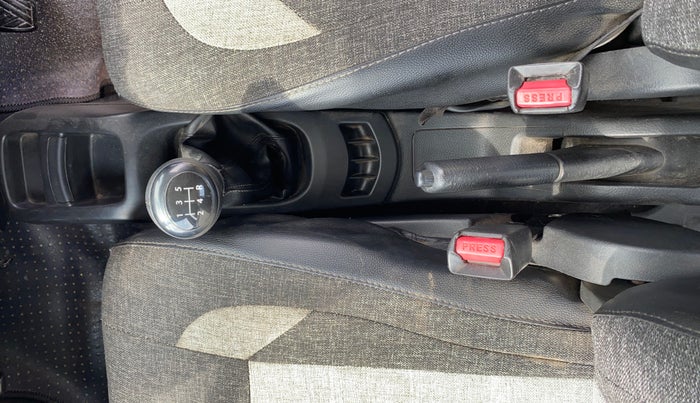 2014 Maruti Wagon R 1.0 LXI, Petrol, Manual, 80,116 km, Gear Lever