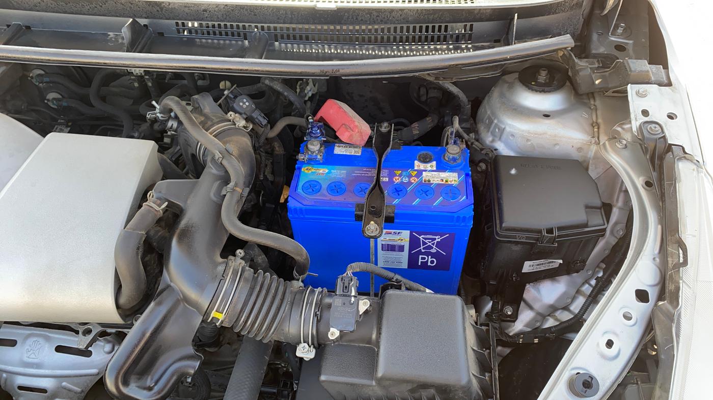 2018 Toyota YARIS VX CVT, Petrol, Automatic, 66,129 km, Engine View - Left