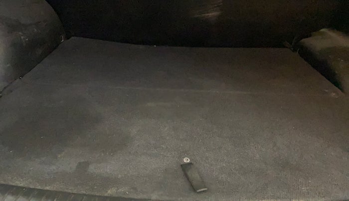 2017 Hyundai Creta SX PLUS 1.6 PETROL, Petrol, Manual, 67,686 km, Boot Inside