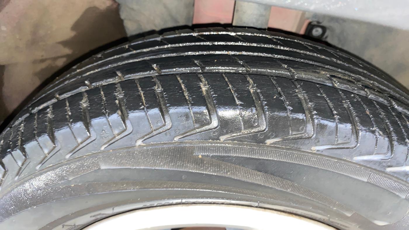 2018 Renault Kwid RXT 1.0 (O), Petrol, Manual, 56,430 km, Right Front Tyre Tread