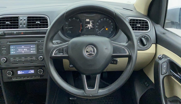 2017 Skoda Rapid AMBITION 1.6 MPFI MT, Petrol, Manual, 22,548 km, Steering Wheel Close Up