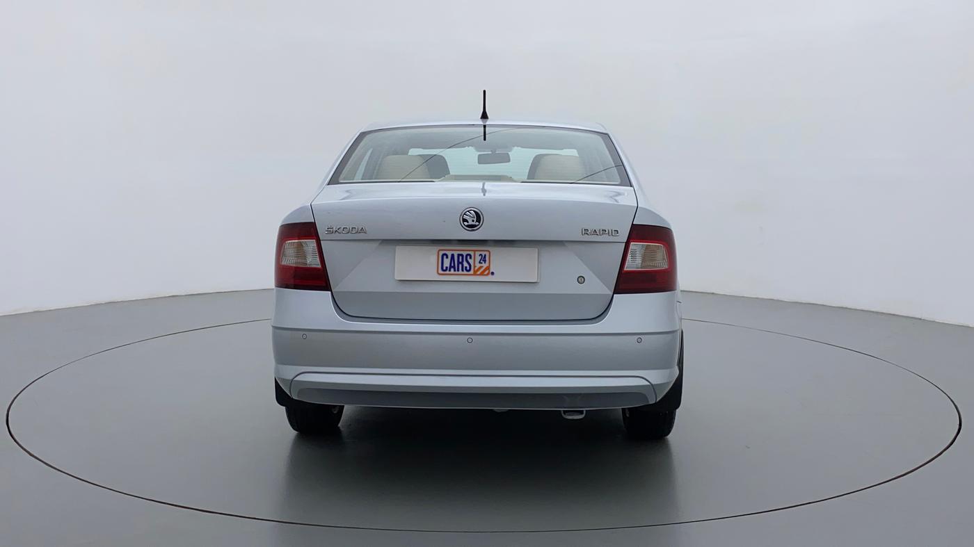 2017 Skoda Rapid AMBITION 1.6 MPFI MT, Petrol, Manual, 22,548 km, Back/Rear