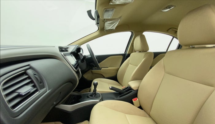 2022 Honda City 1.5L I-VTEC V MT 4TH GEN, Petrol, Manual, 10,457 km, Right Side Front Door Cabin