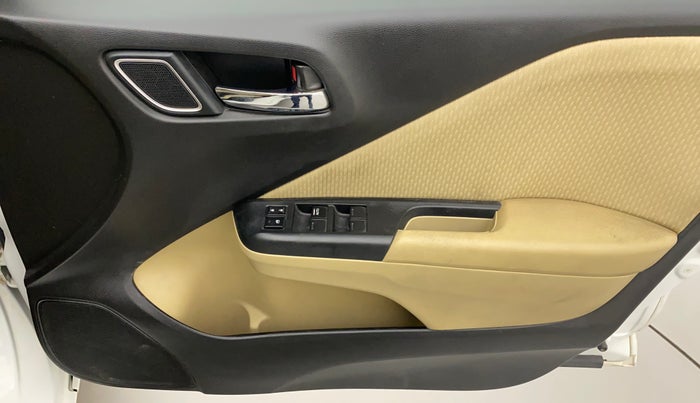 2022 Honda City 1.5L I-VTEC V MT 4TH GEN, Petrol, Manual, 10,457 km, Driver Side Door Panels Control