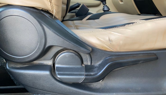 2020 Honda Amaze 1.2L I-VTEC VX, Petrol, Manual, 83,213 km, Driver Side Adjustment Panel