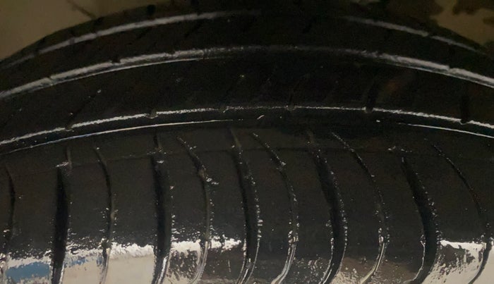 2021 KIA SELTOS HTK PLUS 1.5, Petrol, Manual, 21,130 km, Left Front Tyre Tread