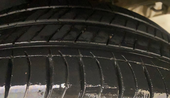 2021 KIA SELTOS HTK PLUS 1.5, Petrol, Manual, 21,130 km, Left Rear Tyre Tread